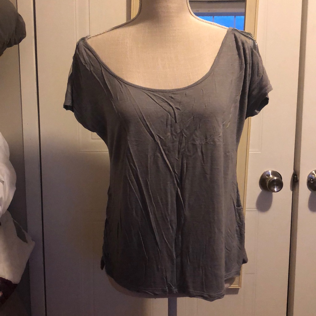 Thread Supply Tee